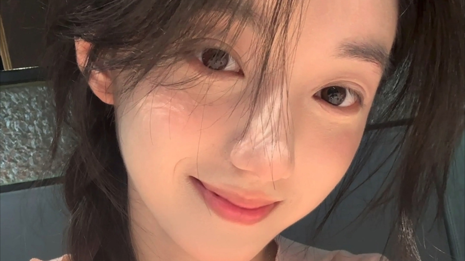 特朗普说“没人关心”爱泼斯坦，马斯克回怼：赶紧公布文件！ | 国际识局